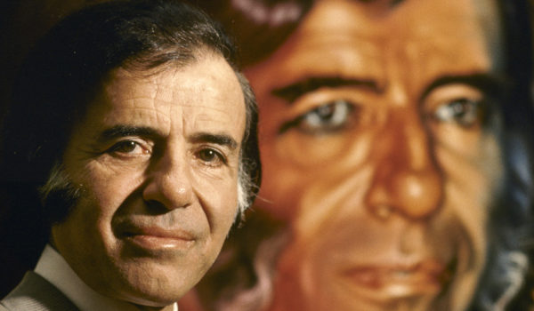 Muere Carlos Menem, el excéntrico presidente argentino que llegó al poder como caudillo populista y gobernó como capitalista