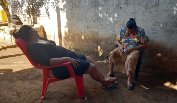 Niño atropellado por camión de Plantel Batahola, lucha por su vida