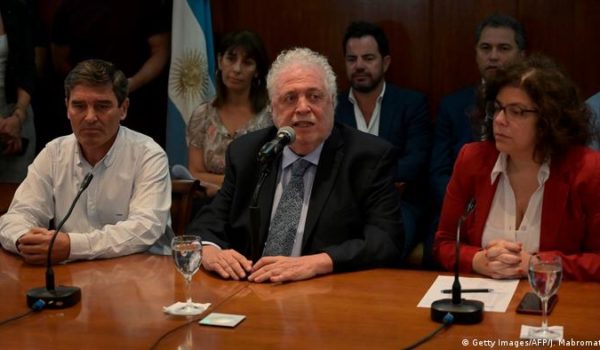 Escándalo por vacunas en Argentina: Fernández pide renuncia del ministro de Salud