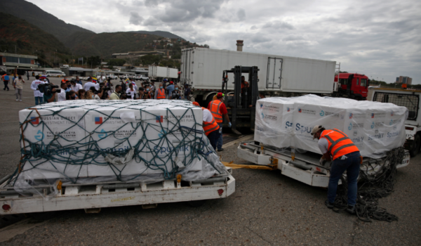 “Falta de transparencia” ante llegada de vacuna rusa a Venezuela