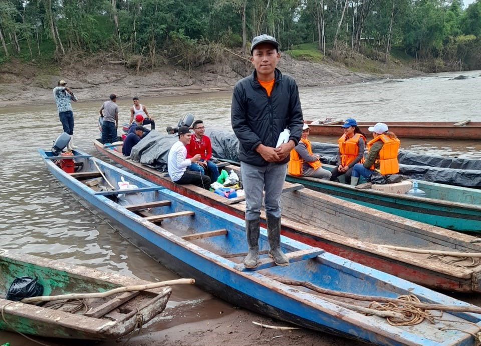 Ricky Pineda, tiene 23 años, y culminó sus estudios universitarios en Medicina. Viaja desde San José de Bocay hasta su comunidad Amak. LA PRENSA / CORTESÍA