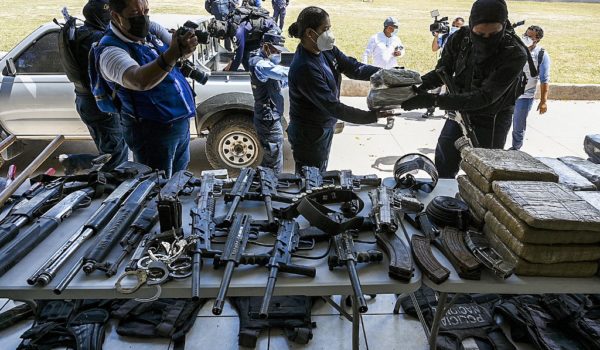 Autoridades desmantelaron este viernes una escuela de sicarios de la Mara Salvatrucha