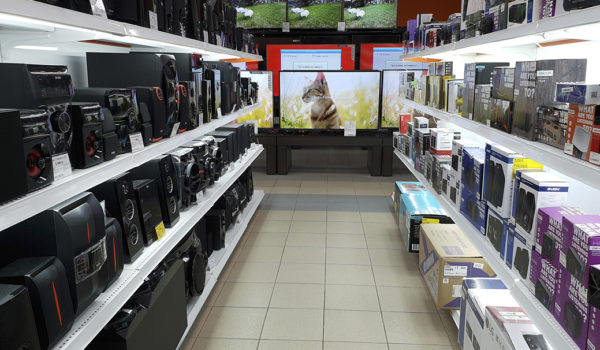 Comercio espera que préstamos millonarios a Gobierno mantenga al sector dinámico, aunque Cid Gallup arroja otra proyección