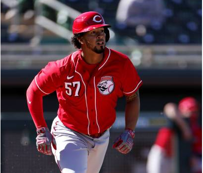 Cheslor Cuthbert es enviado a las Ligas Menores por los Rojos