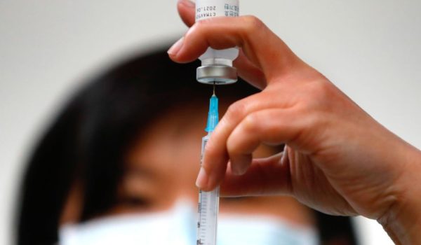 Coronavirus: qué es la «falacia de la pendiente resbaladiza» y por qué la vinculan con la vacunación contra la covid-19