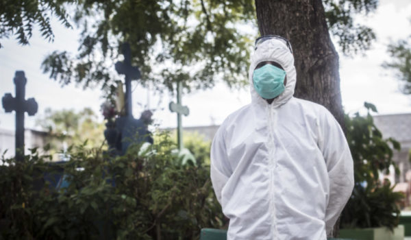 Un nuevo contagio y una muerte sospechosa de Covid-19 en el personal de salud, reporta el Observatorio Ciudadano