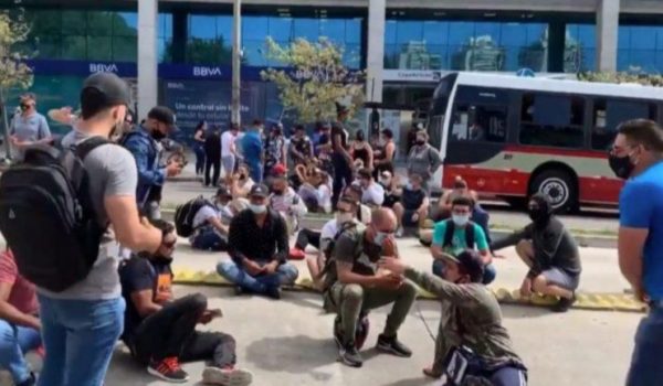 Cubanos en Uruguay se sienten estafados por embajadora nicaragüense