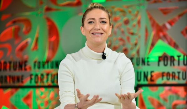 Quién es Whitney Wolfe, la multimillonaria más joven del mundo (y cómo hizo su fortuna)