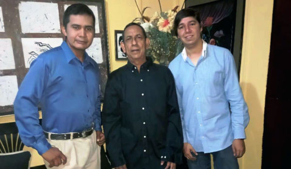 Músicos de Masaya llevan al piano música folclórica nicaragüense