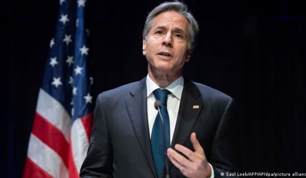 Antony Blinken parte hacia Jerusalén para mediar en el conflicto israelo-palestino