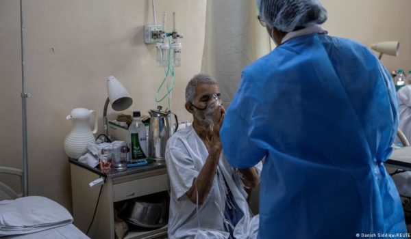 ¿Qué es el potencialmente mortal «hongo negro» hallado en pacientes con Covid-19 en India?