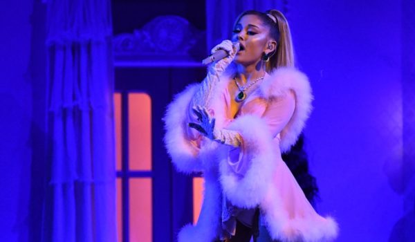 La estrella del Pop Ariana Grande contrae matrimonio