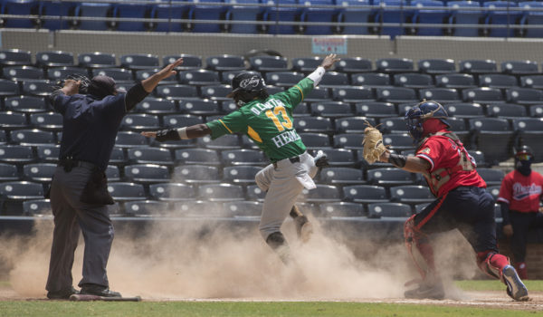 Un lanzador desconocido también lleva ritmo para ganar 20 juegos en el Pomares