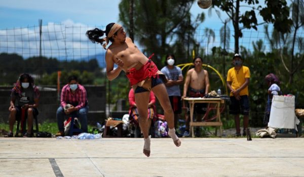 La pelota maya, una tradición que rebota de cadera en cadera en Guatemala