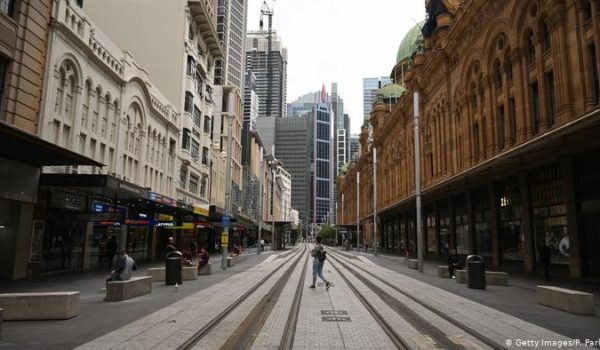 Millones amanecen confinados en Sídney por COVID-19