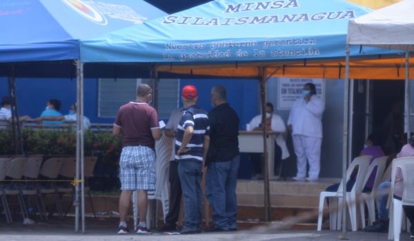 Minsa inicia aplicación de la segunda dosis de la Sputnik V, pero pacientes están desinformados