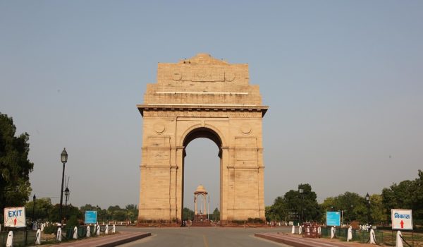 Cómo la pandemia reveló lo rápido que se reduce la contaminación una vez se dejan de hacer tantos viajes en auto (y la impactante imagen que lo refleja)