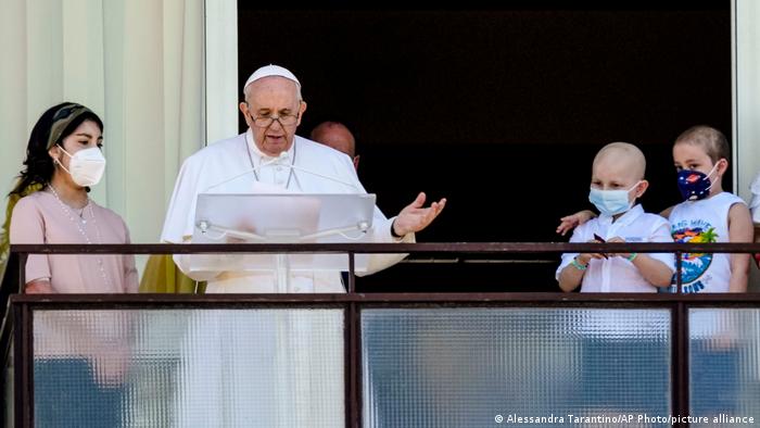Papa Francisco pide fin de la violencia en Haití tras el asesinato del presidente - Vimarsana News