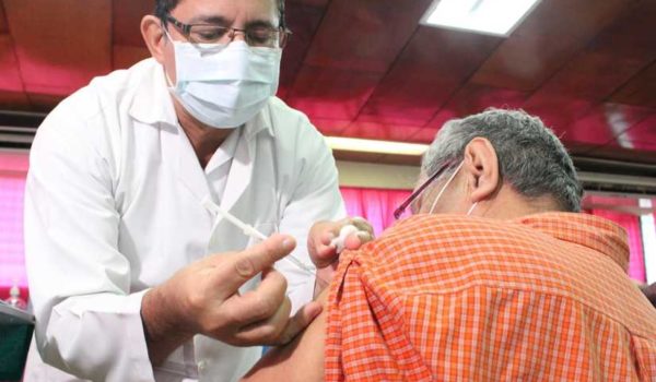 Minsa vacunará a mayores de 45 años a partir del lunes. Estos son los lugares donde aplicarán primera y segunda dosis anticovid-19