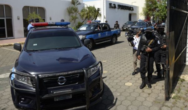 A dos meses del allanamiento de LA PRENSA, abogados señalan que aún no hay ninguna acusación en su contra