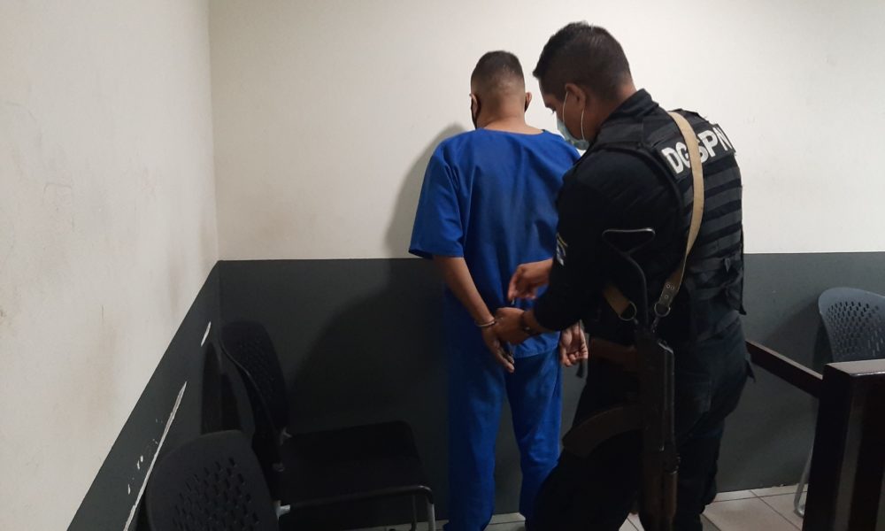 B.AC.Z, , de 45 años acusado de violación y parricdio en perjuicio de su hija I .M.C.M.., de 17.