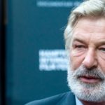 Alec Baldwin: los nuevos detalles sobre cómo sucedió el accidente en el que el actor mató a una directora de fotografía en un rodaje