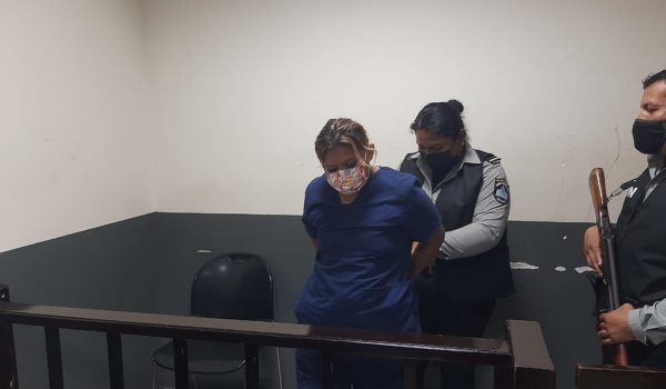 Escarleth Mayorga Guido acusada de trata de personas con fines de explotación sexual, LA PRENSA
