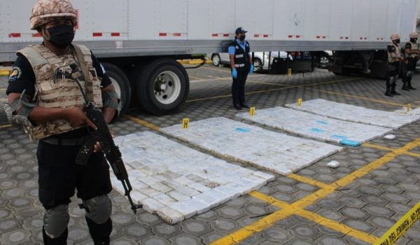 Dos grandes quiebres de cocaína; la droga está valorada en más de 21 millones de dólares