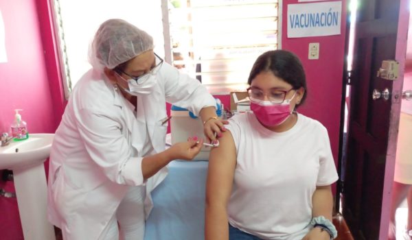 vacunación, sputnik light,