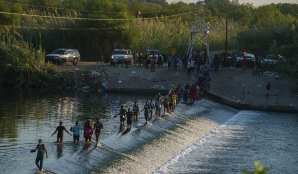 A medida que incrementa la migración de nicaragüenses a EE. UU. también suben las deportaciones