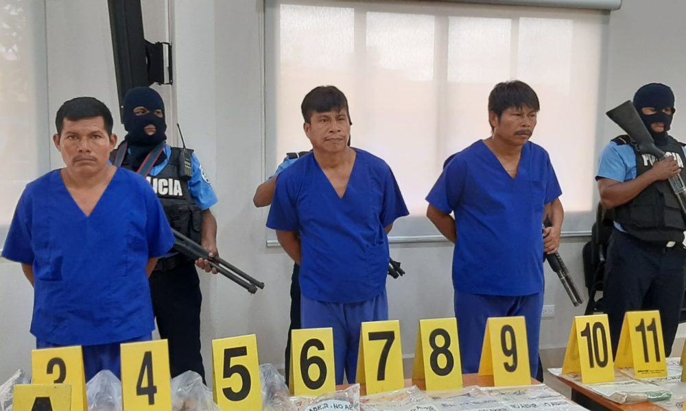 La Policía presentó hace dos meses y medio a los medios oficialista a tres de los implicados en la masacre. LA PRENSA/Archivo