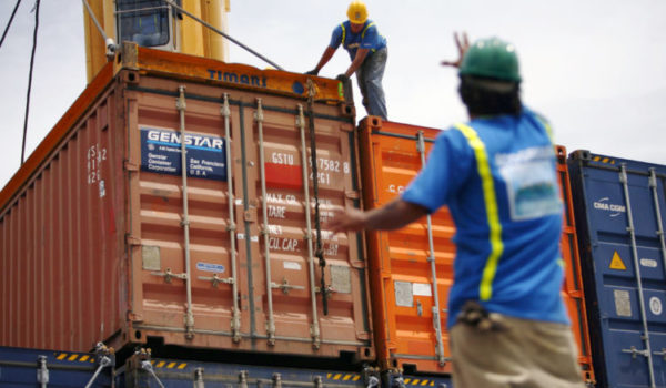 En medio de la crisis del camarón de cultivo régimen invita a China a aprovechar su potencial y el de otras especies