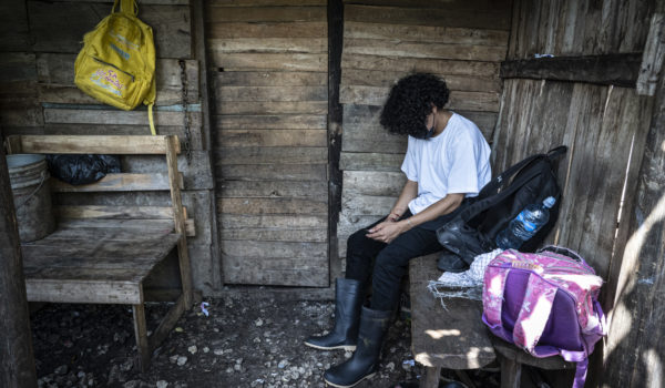 Camino migrante: entre lodo, asaltos y sueños, nicaragüenses cruzan la frontera hacia Costa Rica