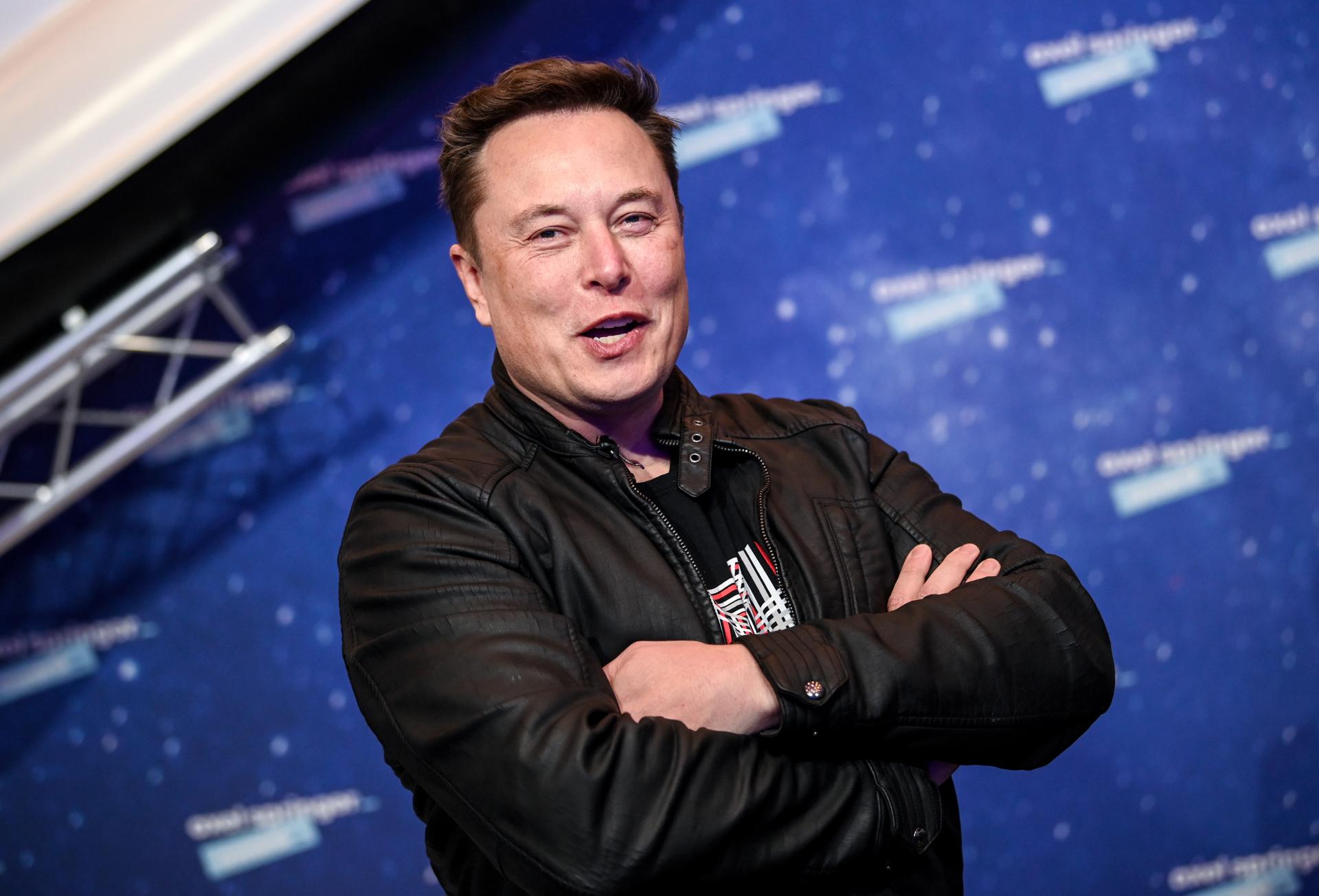 La recién publicada biografía de Elon Musk, entre los libros más ...