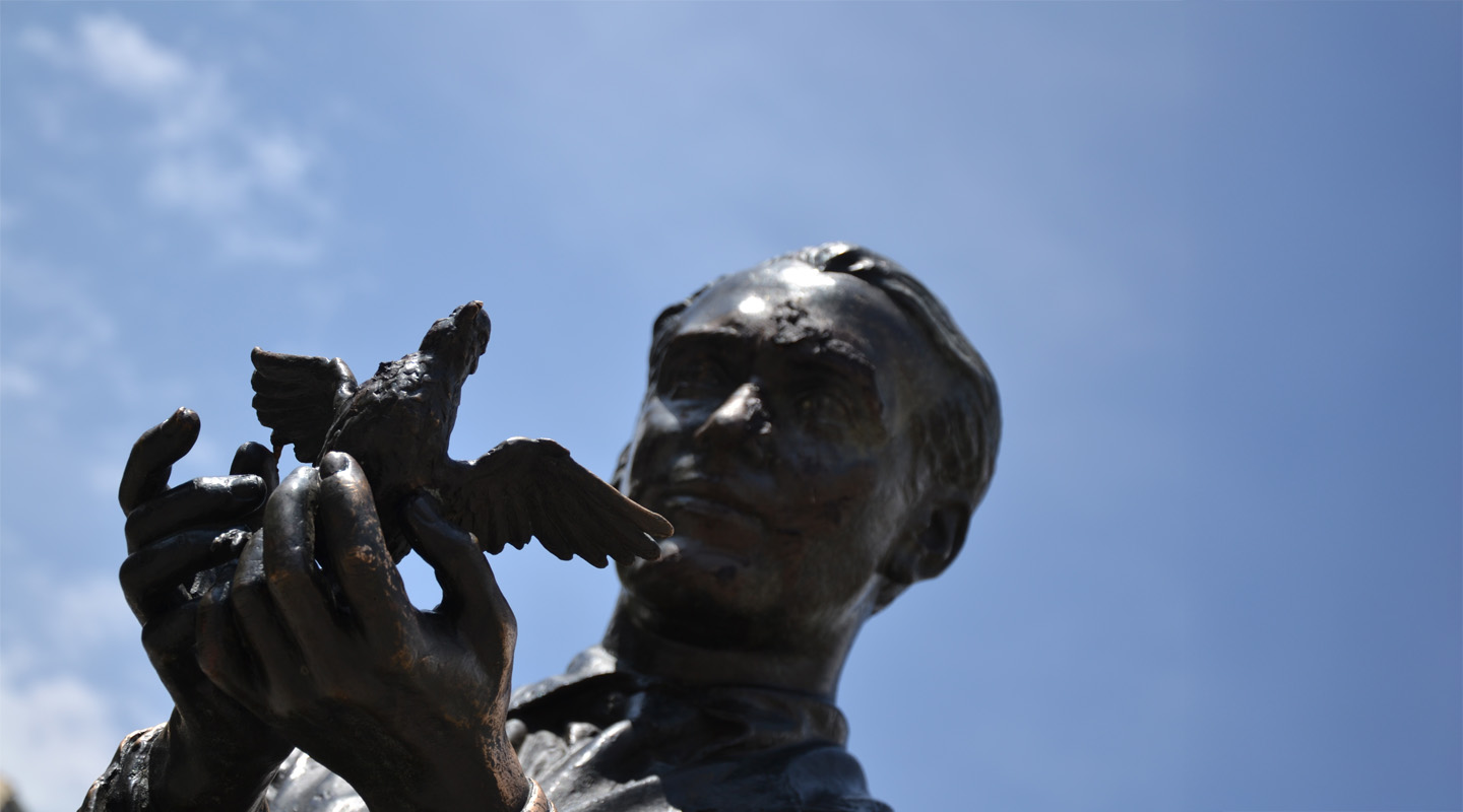Federico García Lorca, el hombre, el duende, el rastro de un gigante