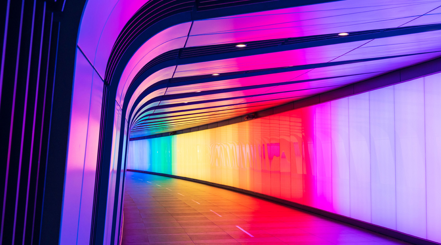 El universo de Okuda toma las pantallas de Londres