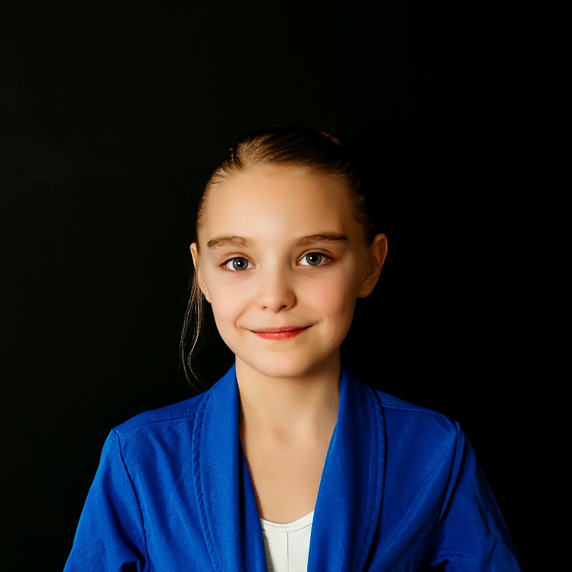 Kinsley Dean Headshot