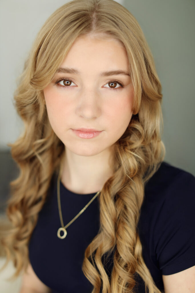 Thalia Roloff Logsdon Headshot