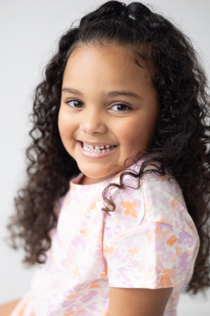 Amaya Wehren Headshot