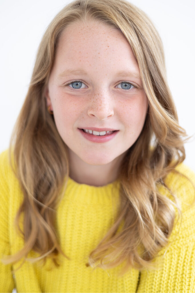 Amelia Angulo Headshot