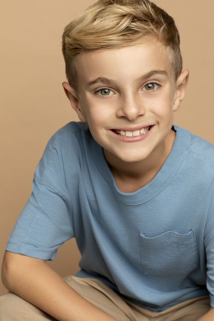 Cameron Estrada Headshot