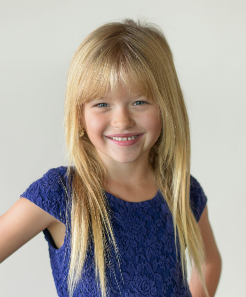 Skylar Saunders Headshot