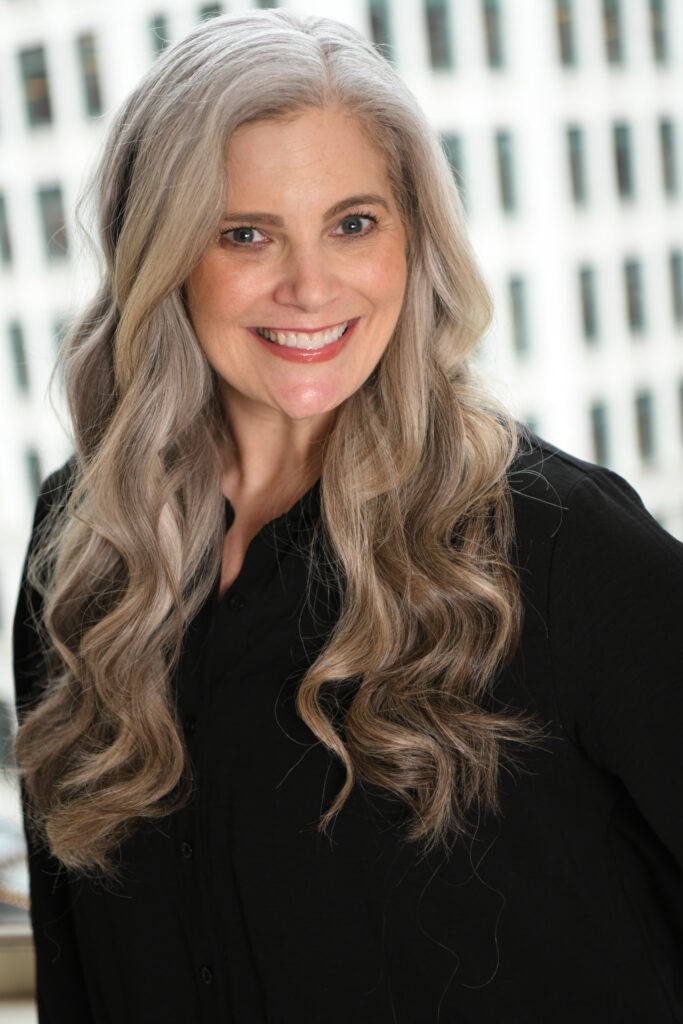 Julie Keegan Headshot