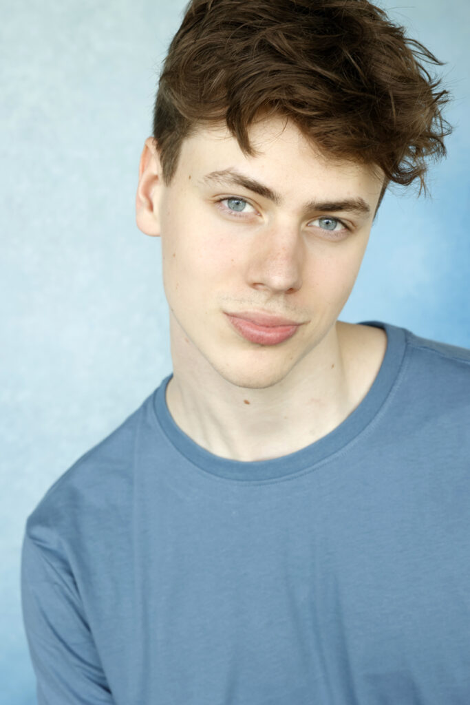 Eli Ross Headshot