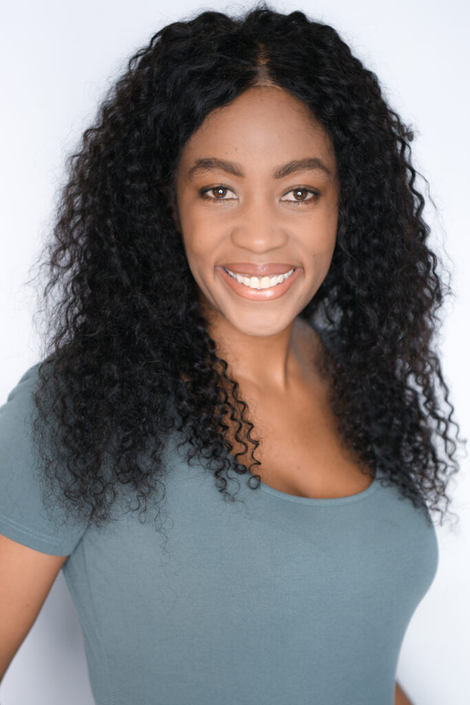 Elsie Kangari Headshot