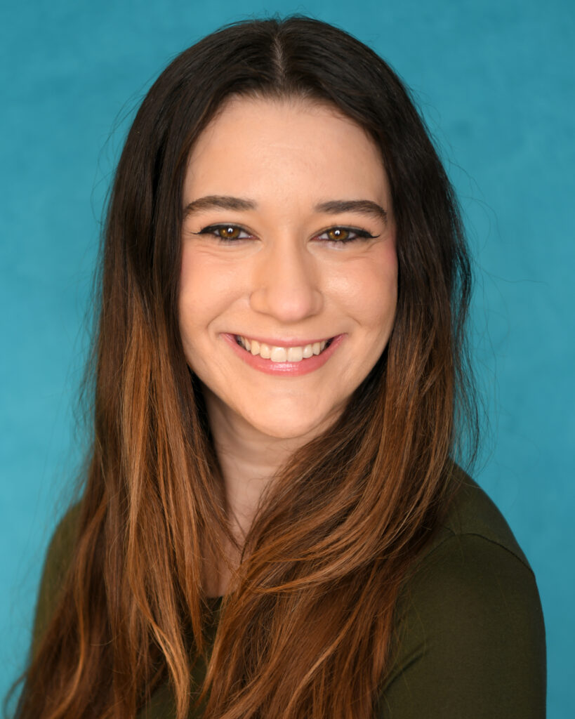 Surayah Dennis Headshot