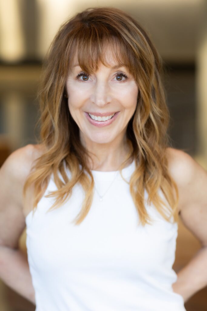 Toni Munizza Headshot