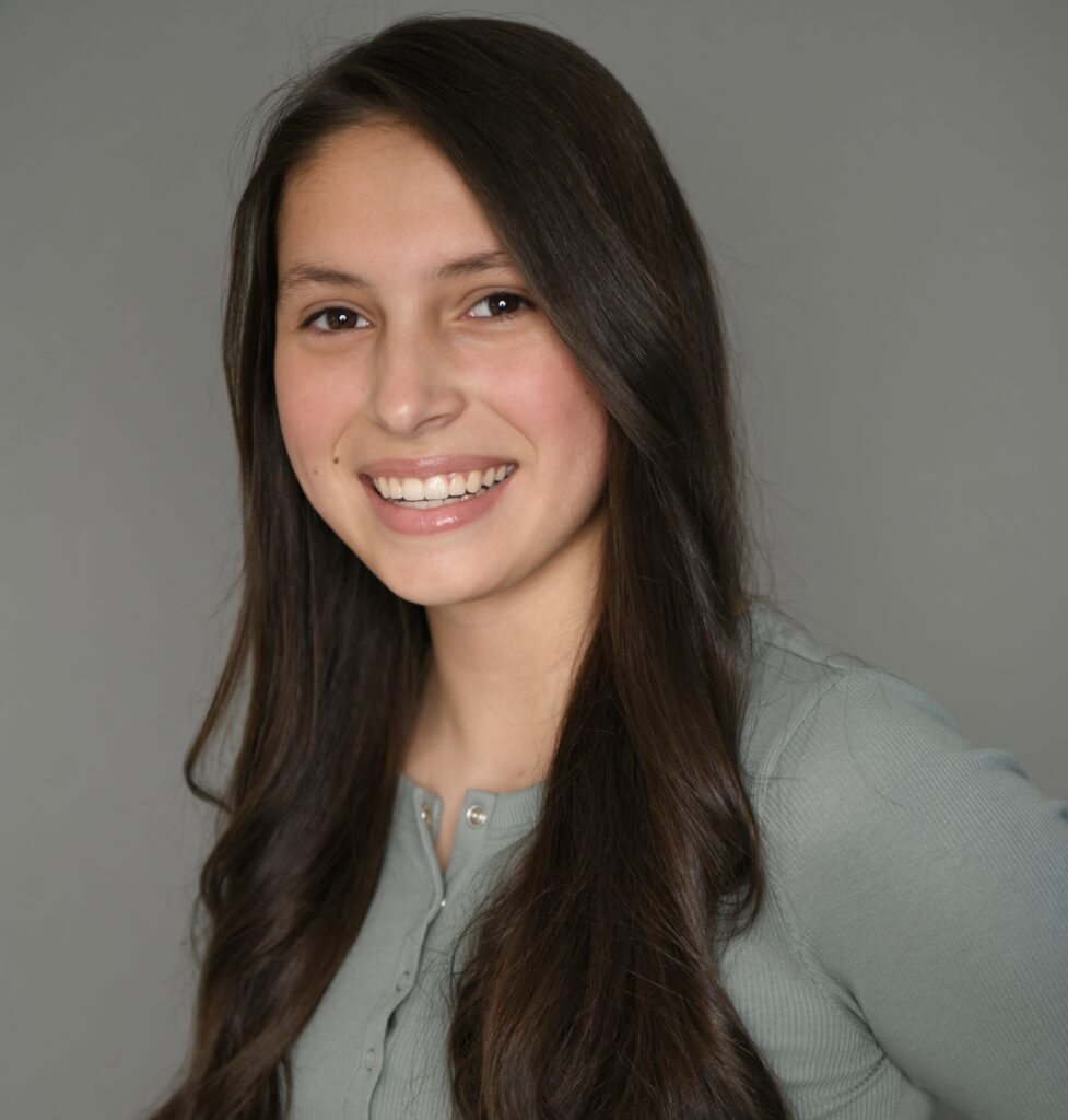 Victoria Hauser Headshot