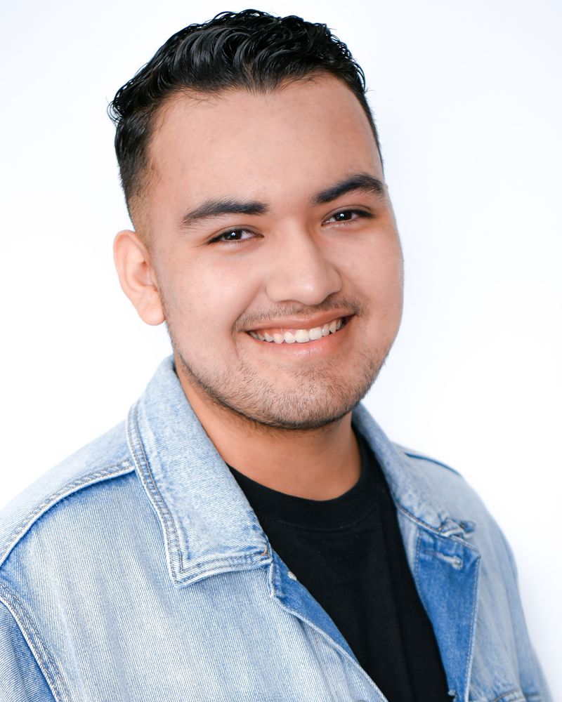 Yelssin Karim Headshot