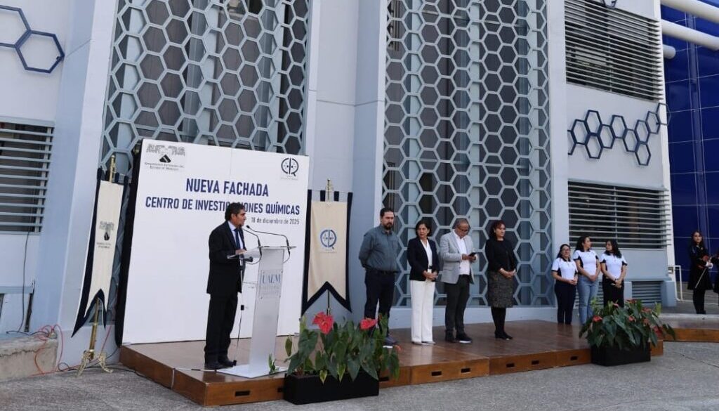 Inauguración fachada CIQ8